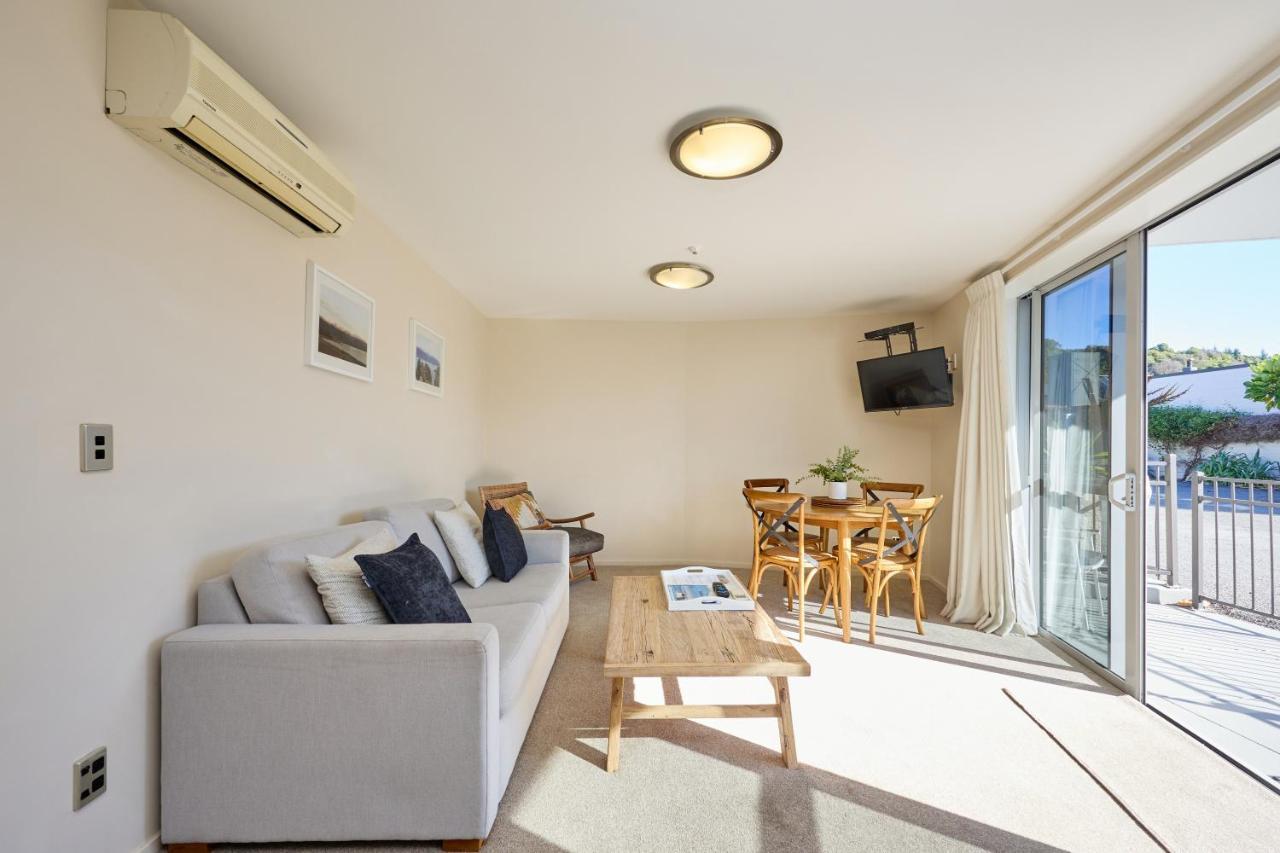 Kaikoura Waterfront Apartments Екстериор снимка